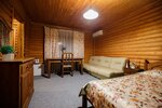 СРУБ 1-комнатный 2-местный с двухспальной кроватью в Поместье Керменчик