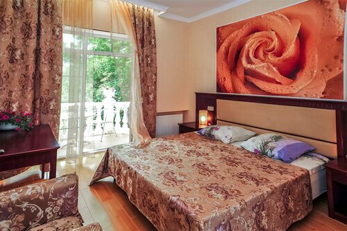 De-Luxe кровать Kingsize 2-х местный с балконом Камелот-2 в Камелот