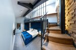 LOFT BLUE в Парадная