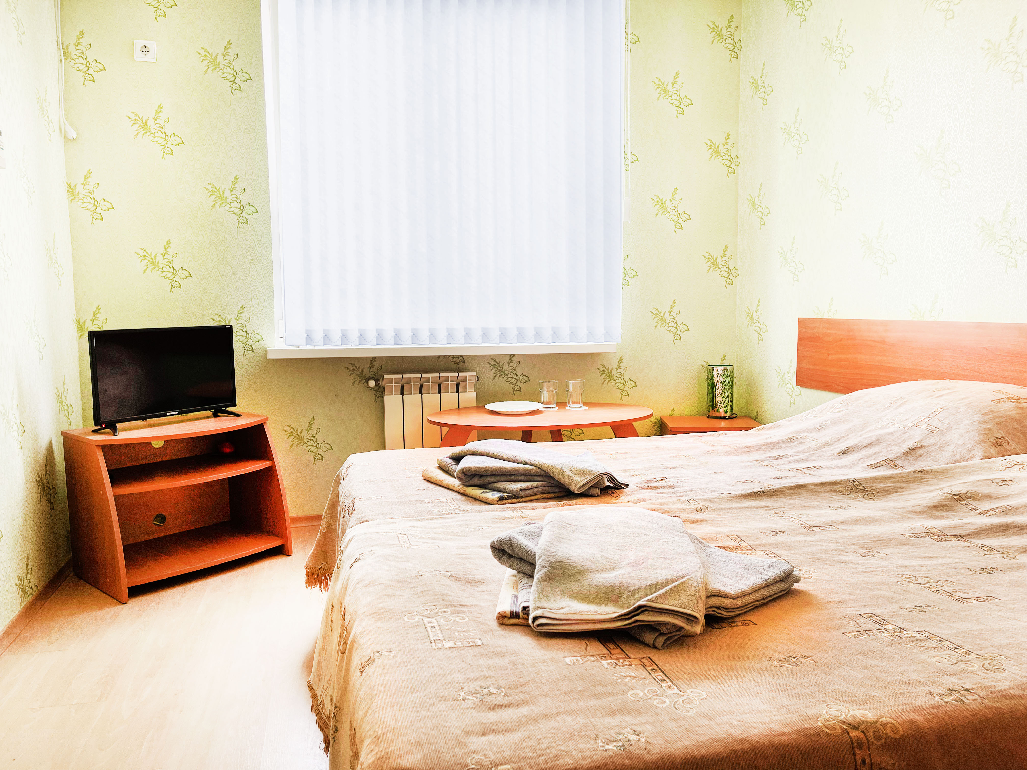 Семейный номер с боковым видом на море