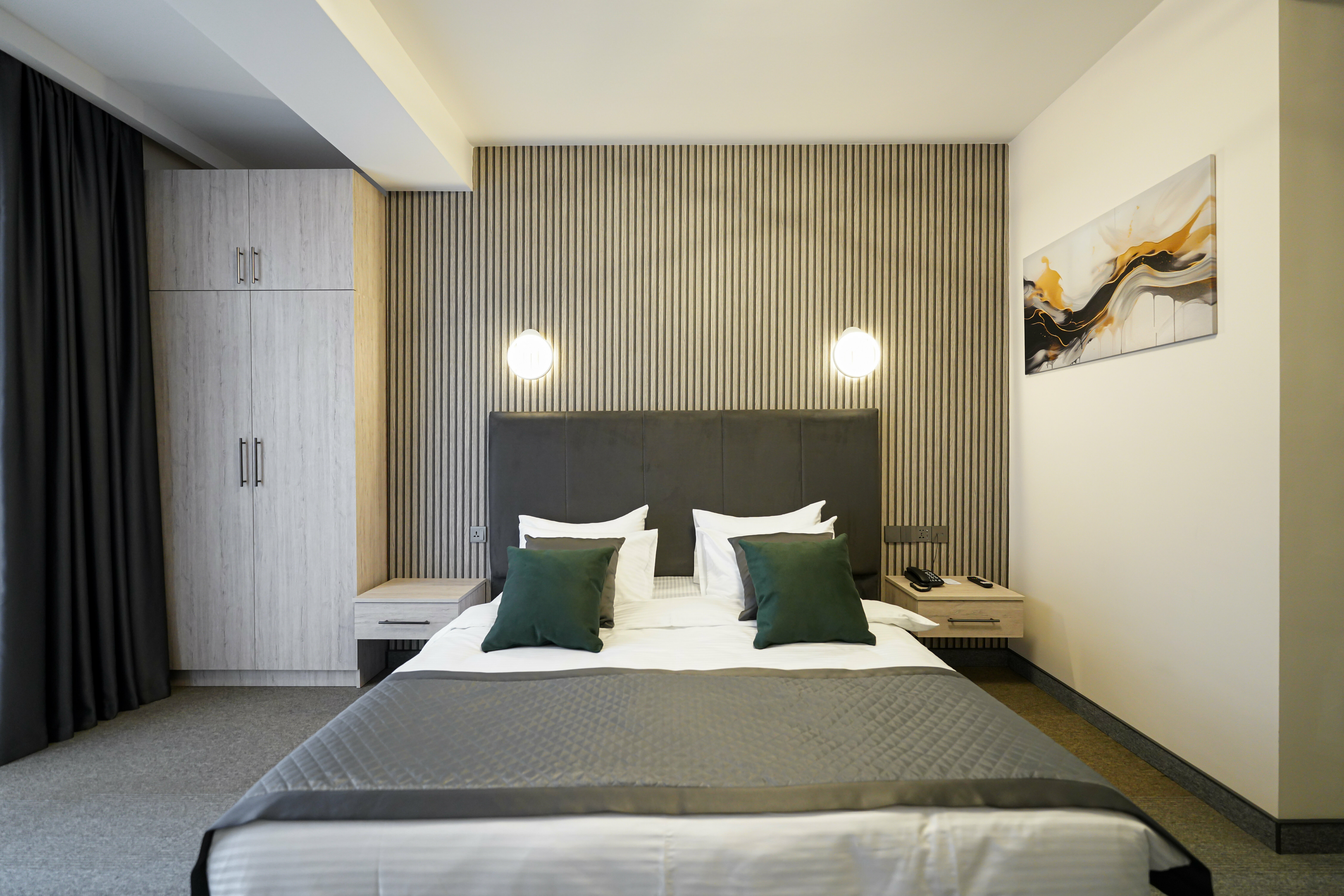 Улучшенный номер с кроватью размера «king-size»