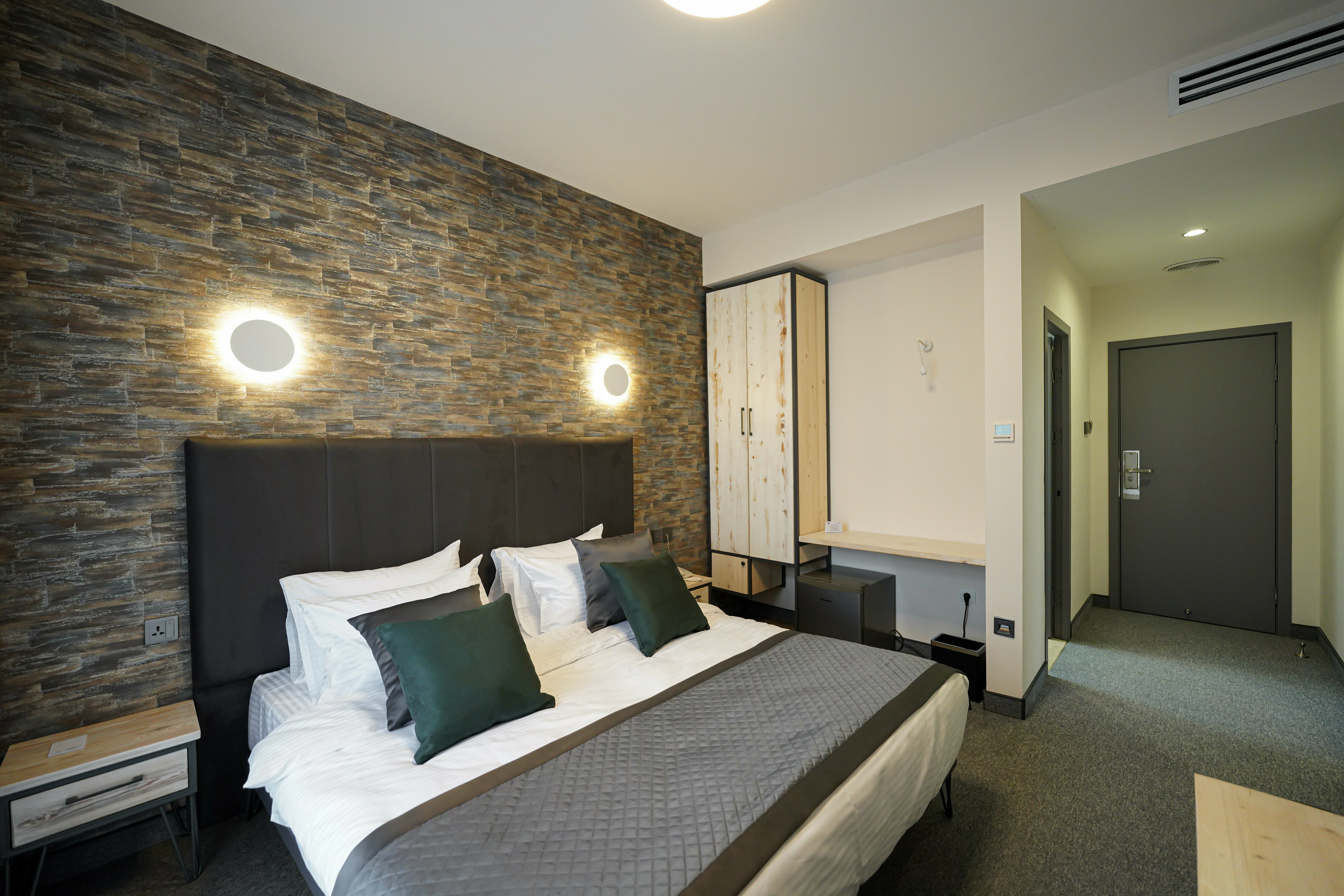 Улучшенный двухместный номер с 1 кроватью