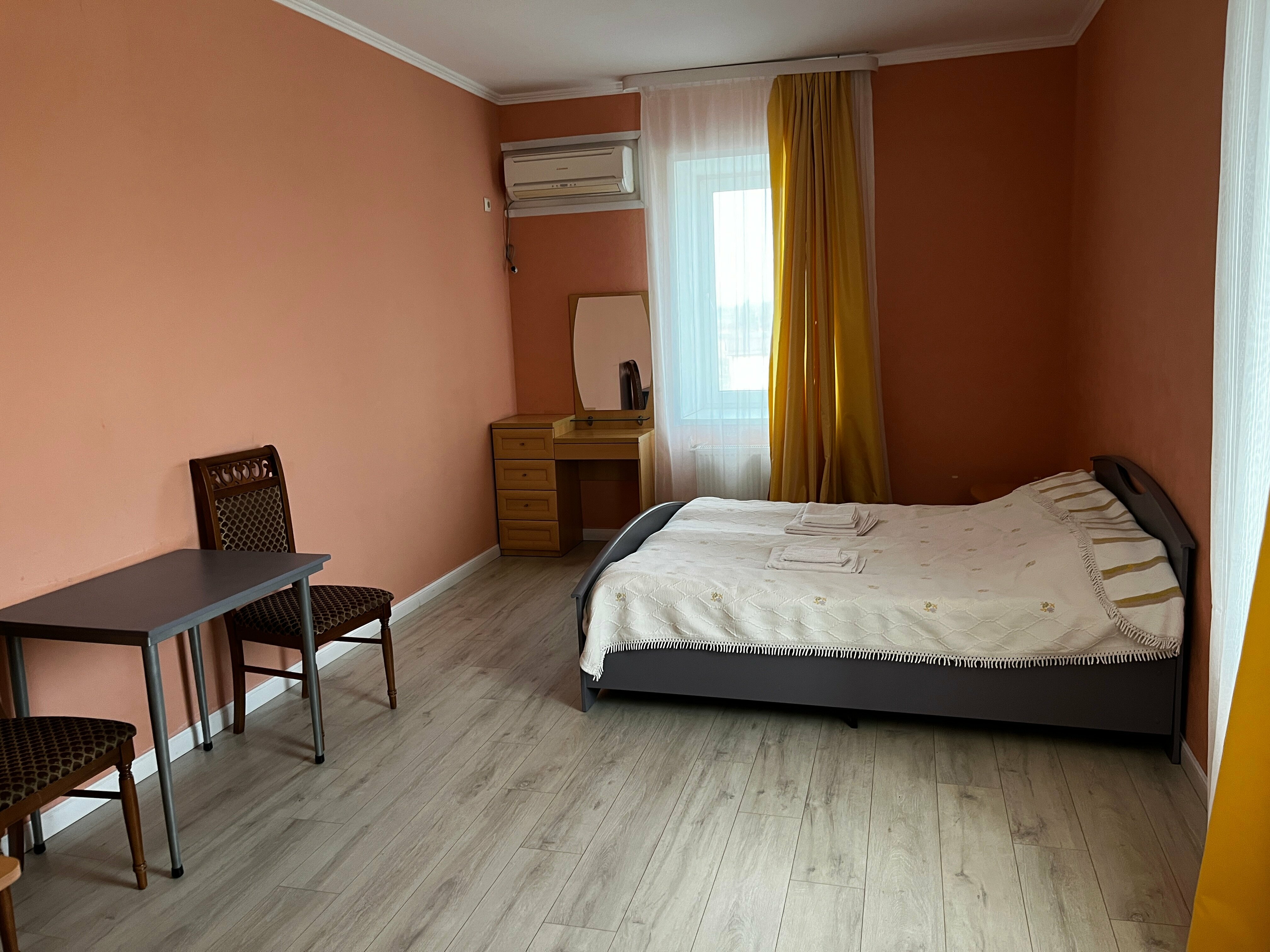 Большой двухместный номер с 1 кроватью