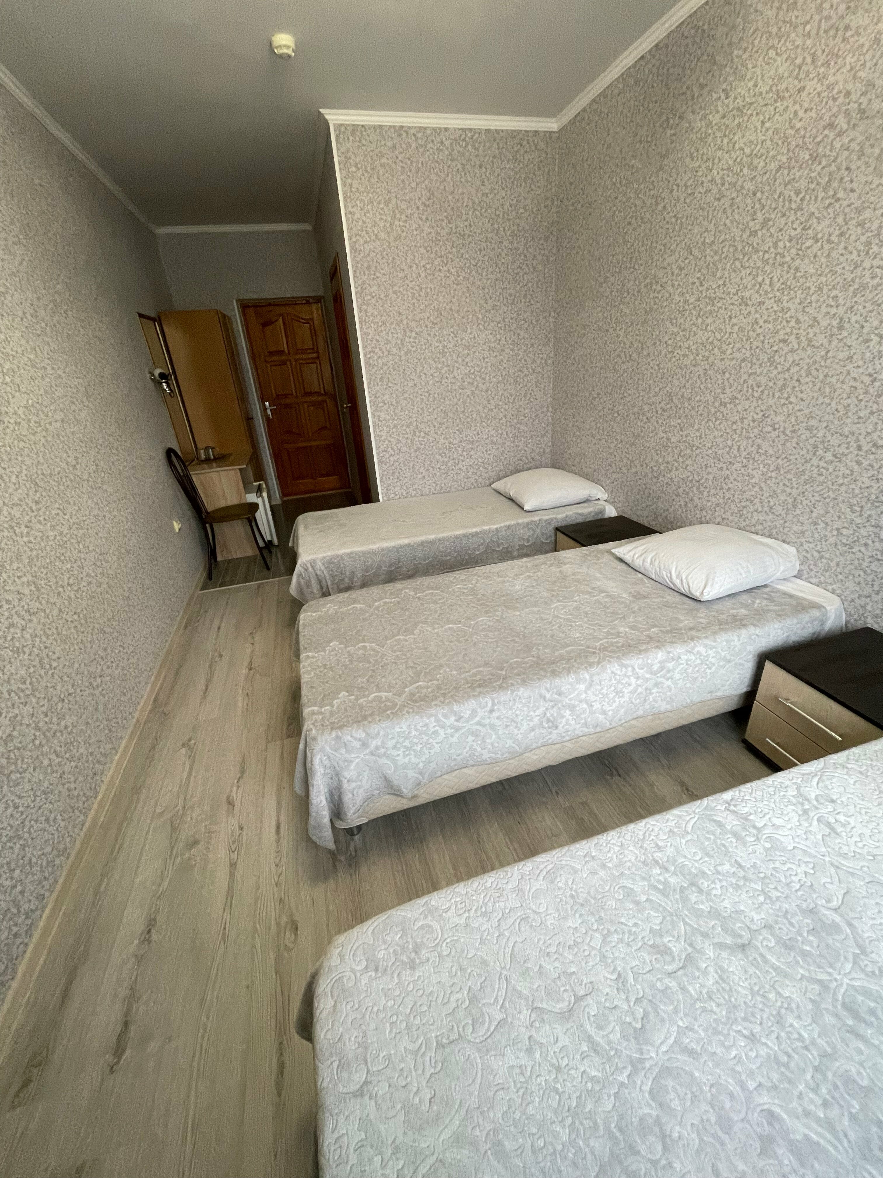 Стандартный трехместный номер