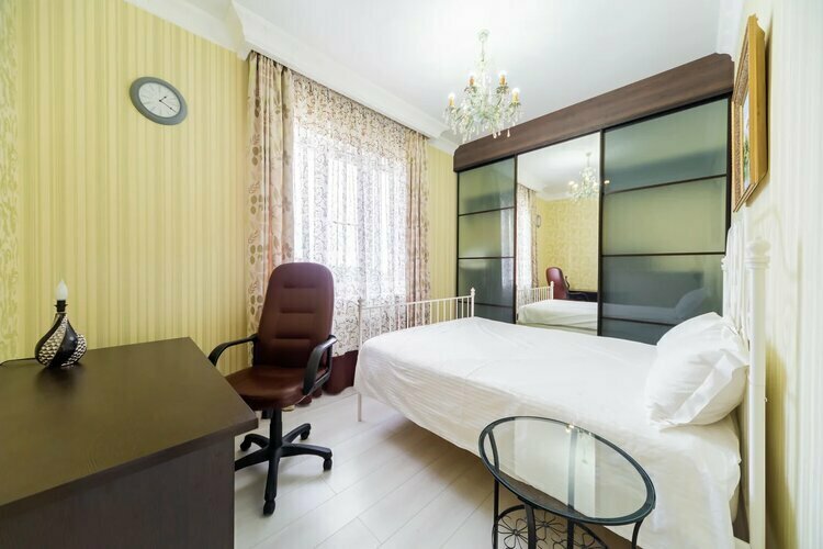 Дом с собственным бассейном