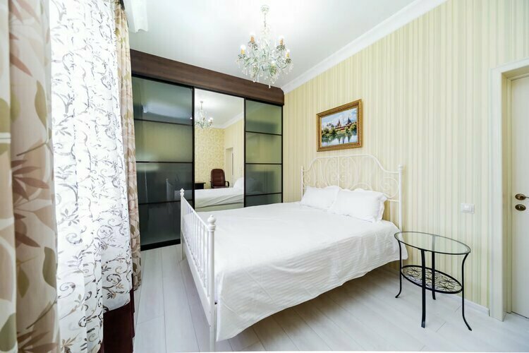 Дом с собственным бассейном