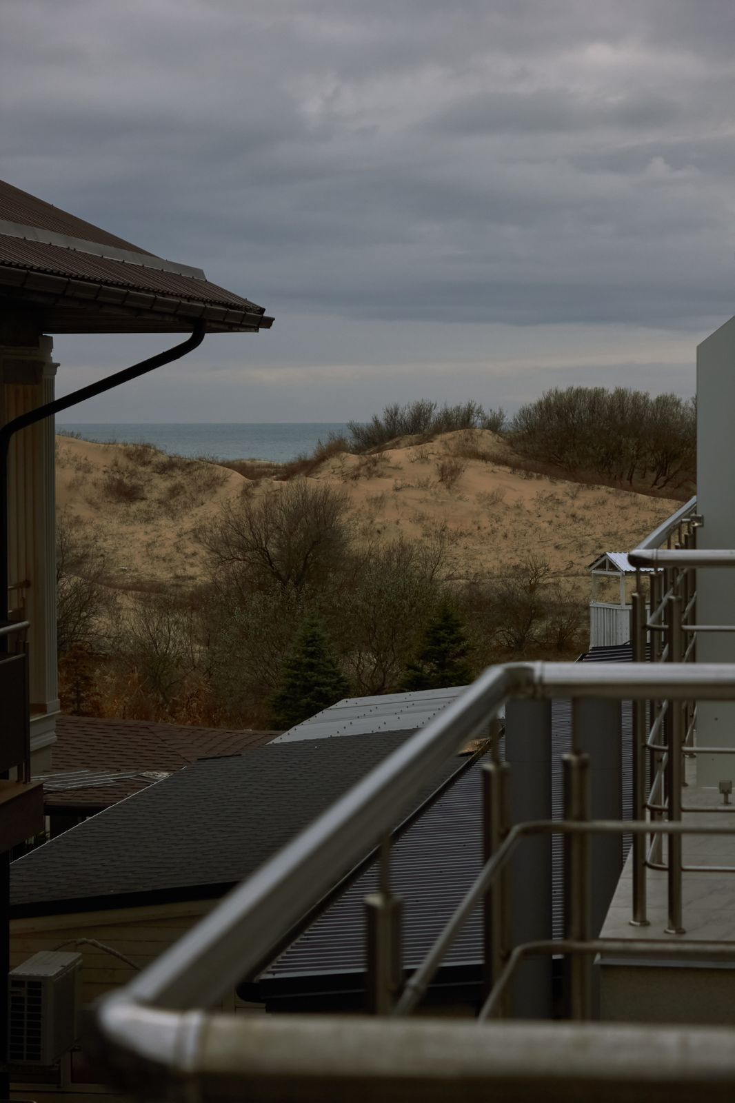 4-местный двухуровневый номер с балконом (2 этаж)