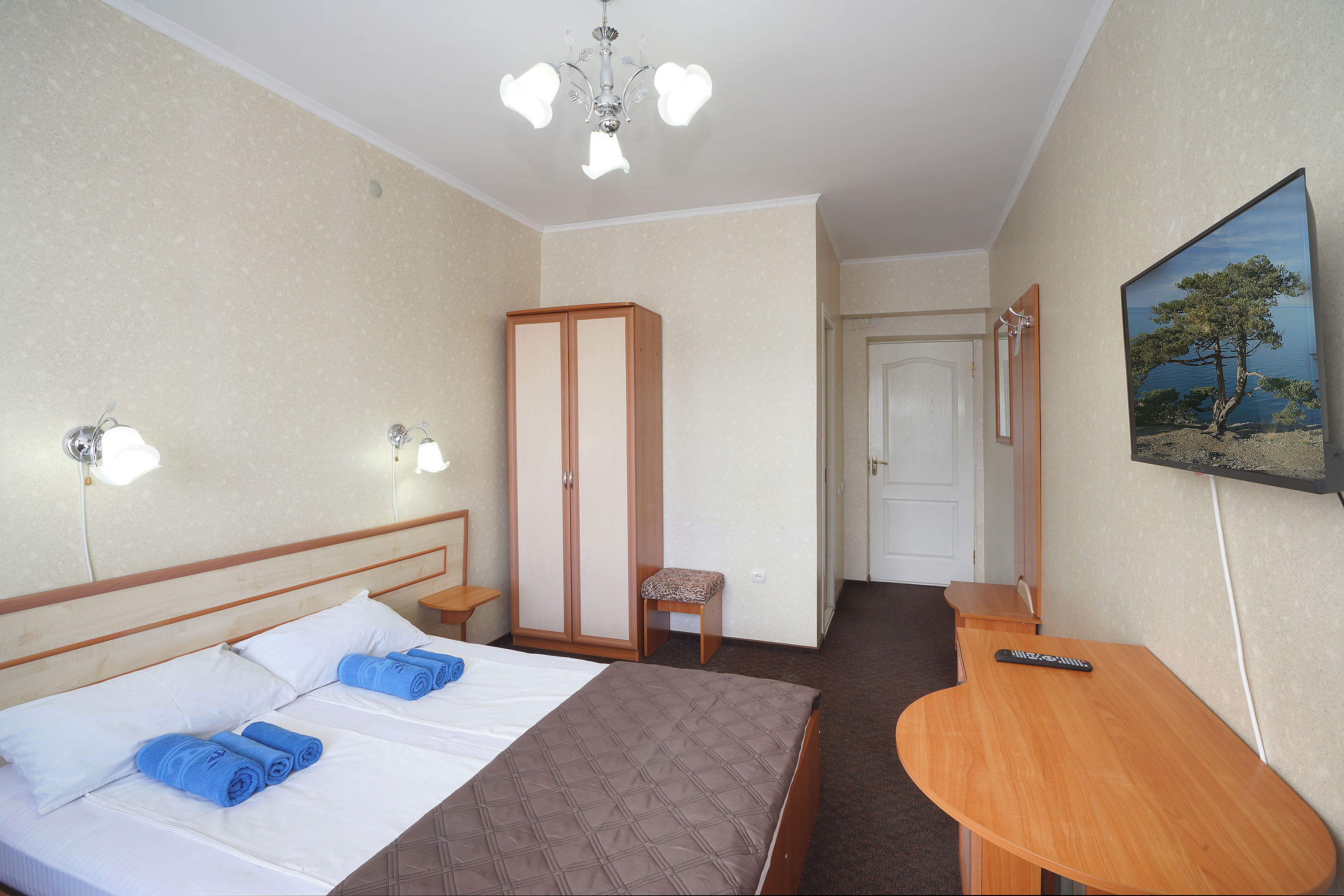 Двухместный номер с 1 кроватью или 2 отдельными кроватями и балконом