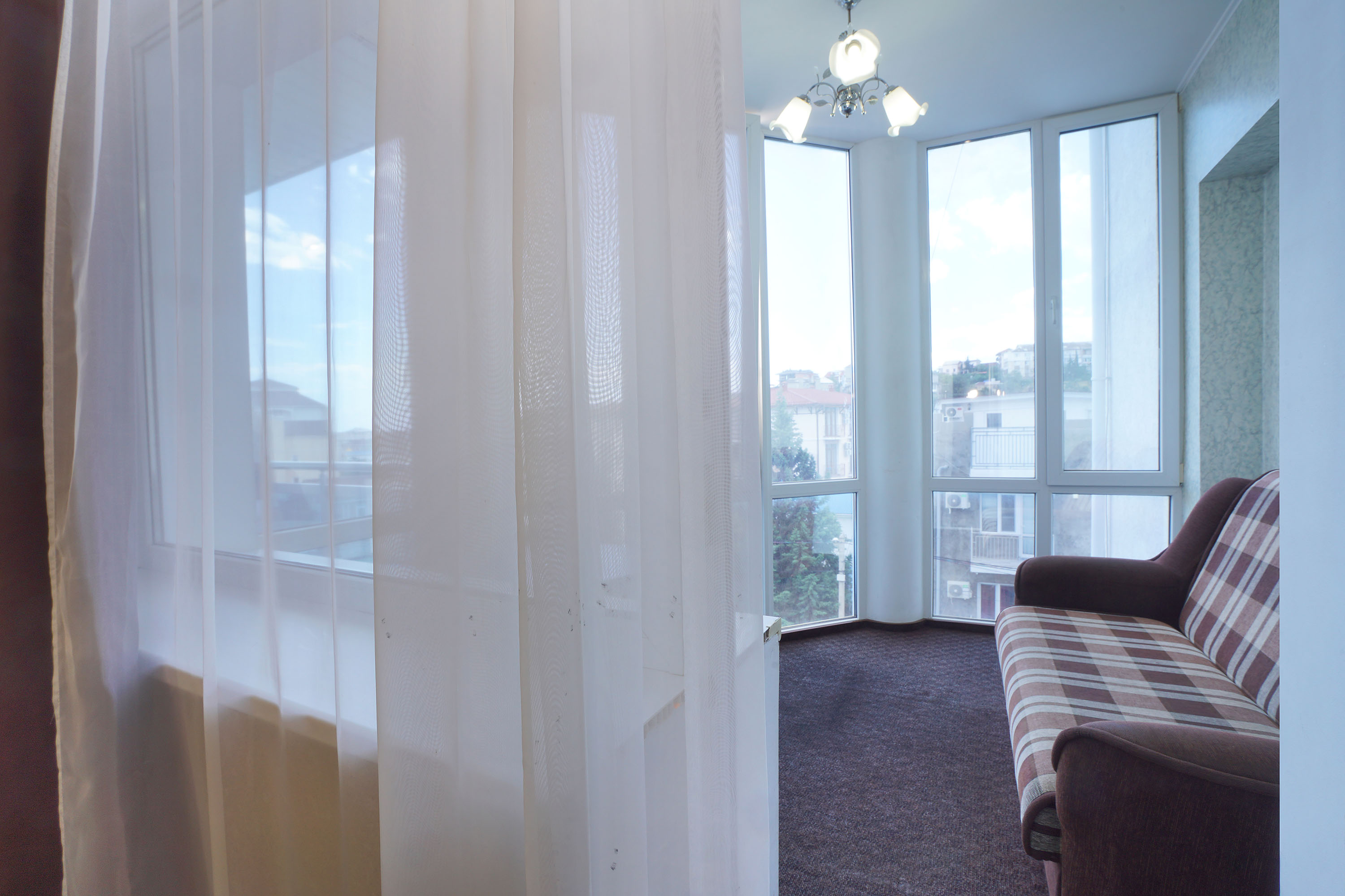 Cемейный номер с собственной ванной комнатой