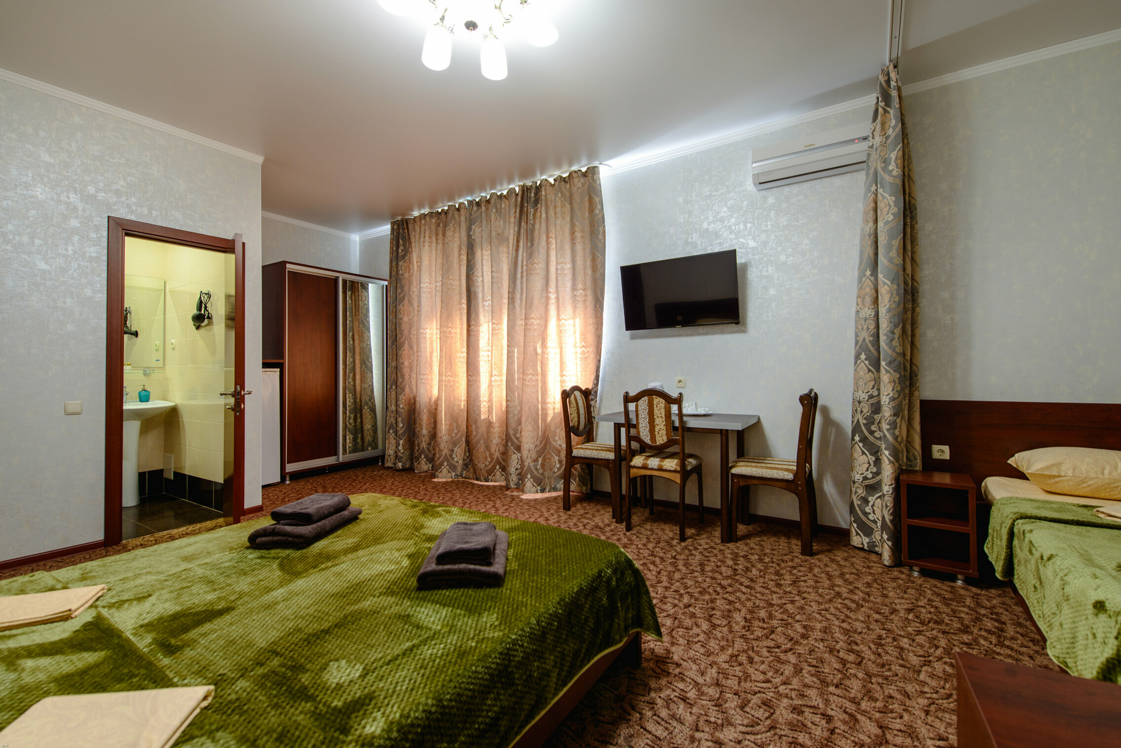 Стандартный четырехместный номер