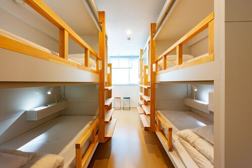 Общее спальное помещение, общий смешанный номер, для некурящих в Plat Hostel Keikyu Sapporo Sky