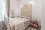 Люкс «Комфорт», смежные ванная комната и спальня (Furtuna) в Le Villanelle B&b