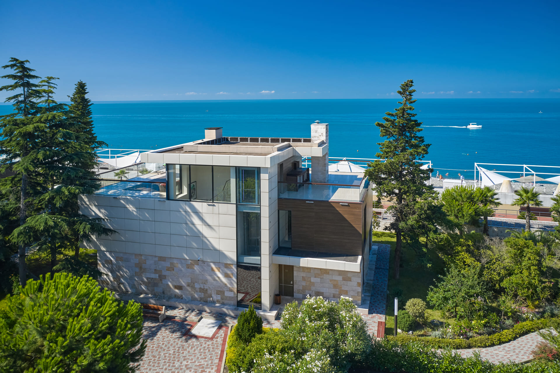 Вилла с видом на море