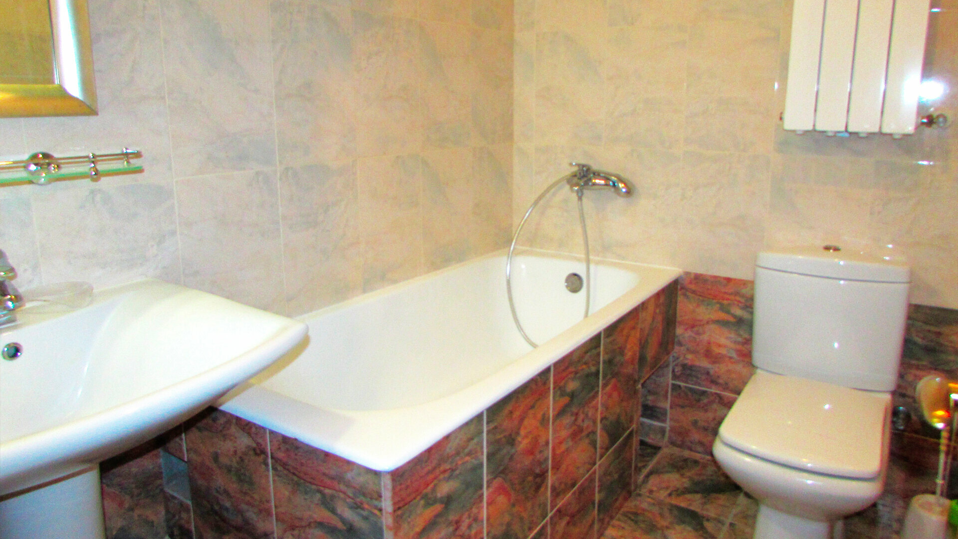 Семейный. Бюджетный номер для семьи