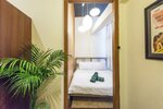 Private Double Bed With Shared Bathroom в Suneta Hostel Khaosan