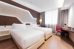 Номер с 2 односпальными кроватями (Guest) в DoubleTree by Hilton Hotel Yerevan City Centre