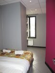 Двухместный номер с 1 двуспальной кроватью в Peace and Love Hostel - Hostel Paris