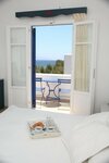 Улучшенный номер в Paros Inn Hotel
