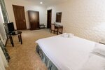 Двухместный элитный номер с 1 двуспальной кроватью в Sharq Hotel