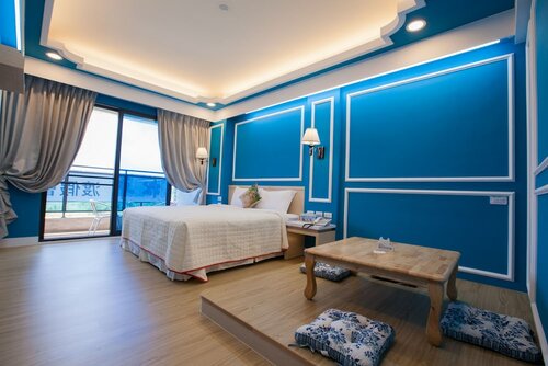 Двухместный элитный номер с 1 двуспальной кроватью, балкон, вид на горы в Song Ping Resort