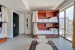 Bed in 4 Bed Dormitory Room в Selina Athens Theatrou