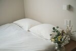 Улучшенный двухместный номер с 1 двуспальной кроватью, общая ванная комната в &And Hostel Kuramae West