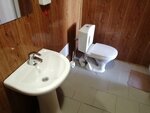 Трехместный номер с душем в Экодомики