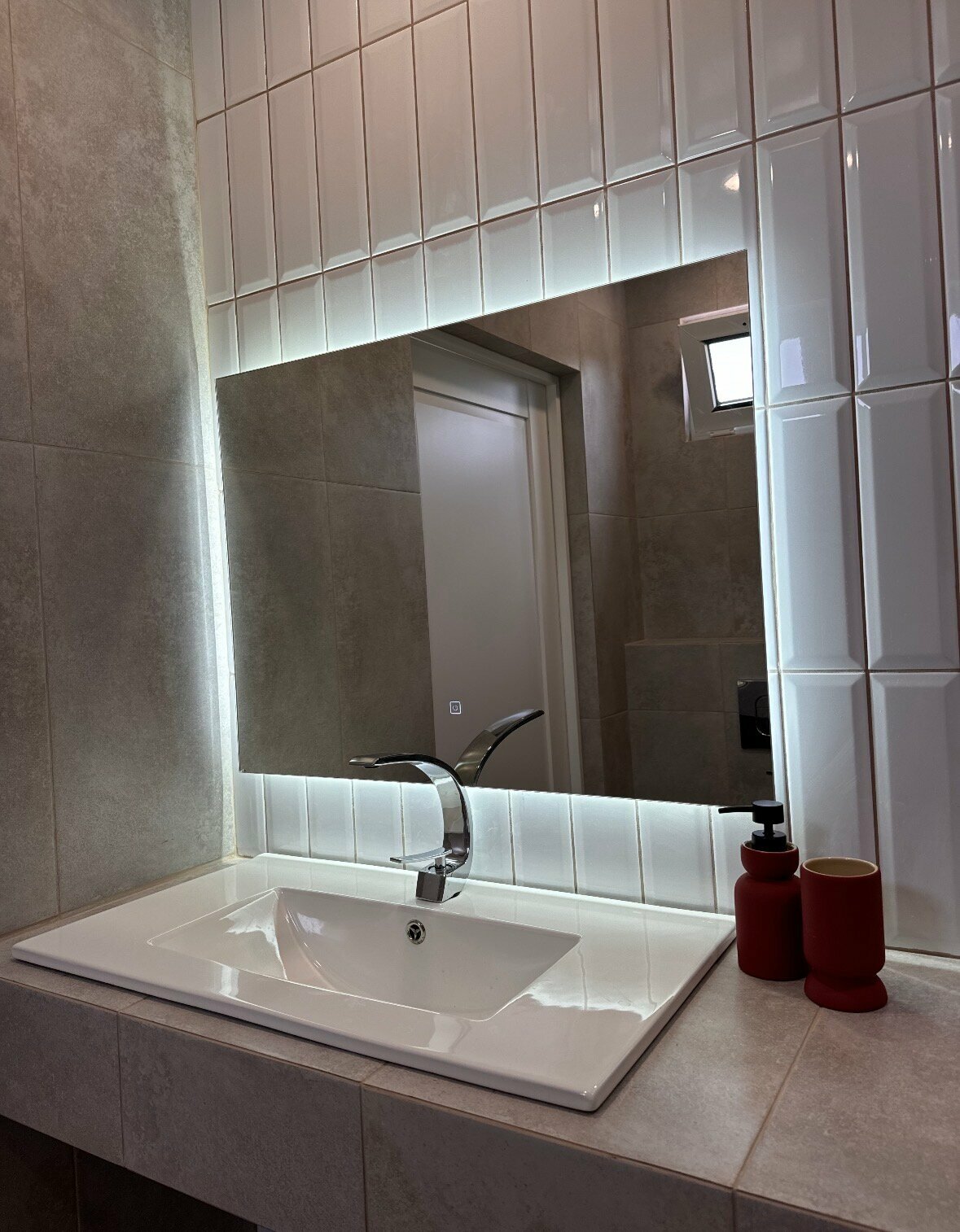 Апартаменты без балкона "Red"