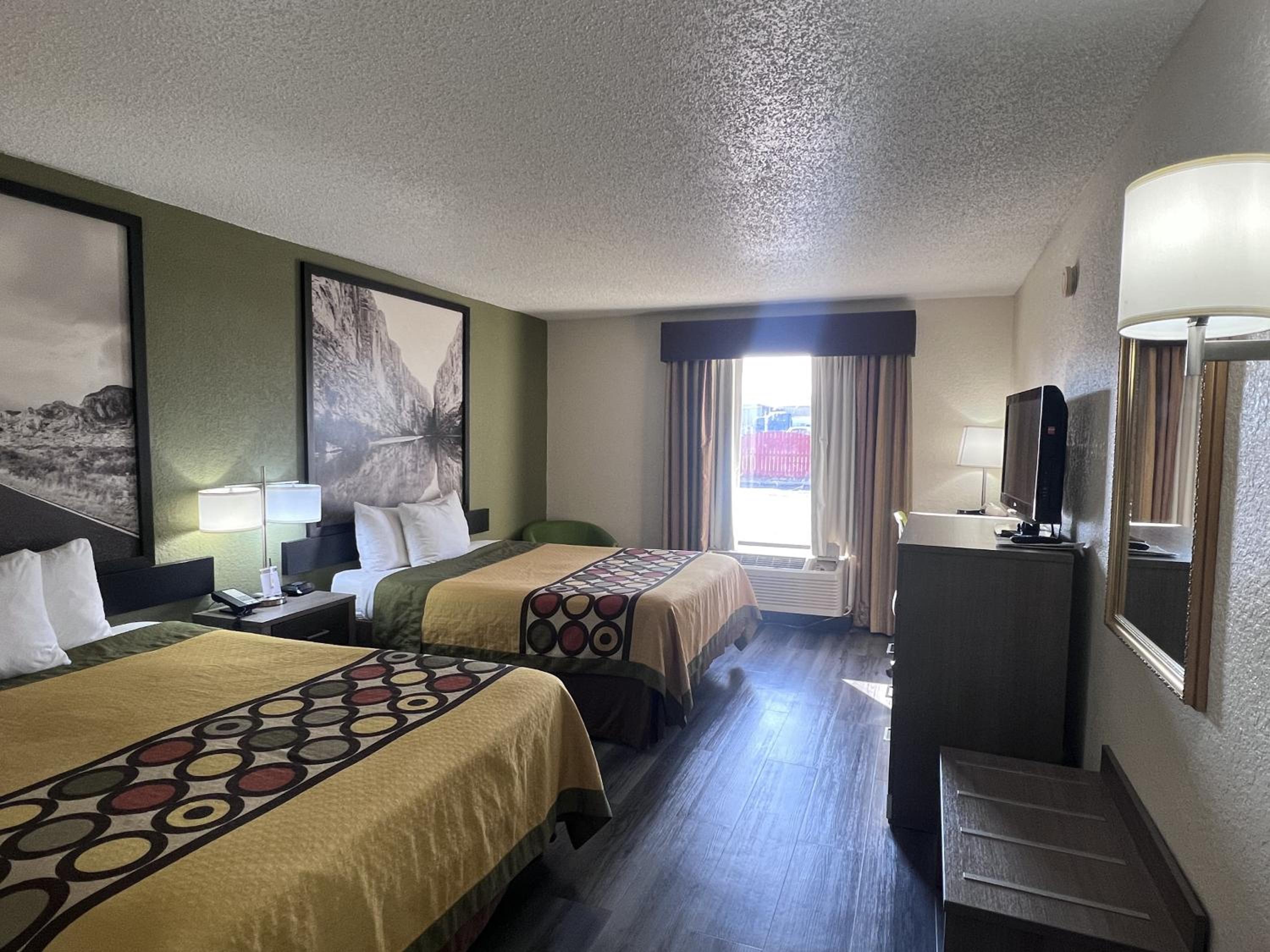 Queen Room with Two Queen Beds - Non-Smoking