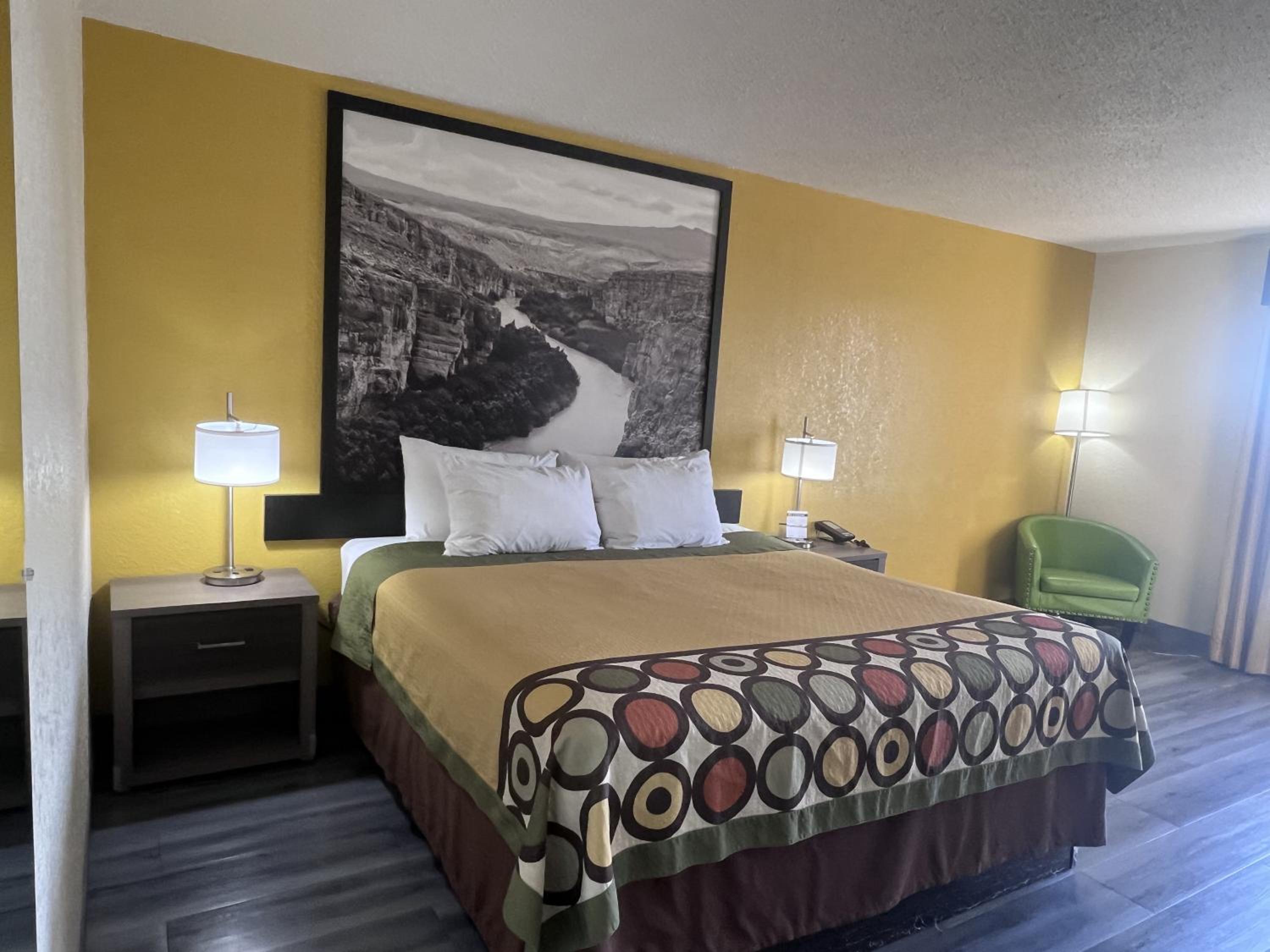 King Room - Non-Smoking