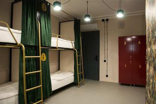Кровать в общем 10-местном номере для мужчин в Guten Duck