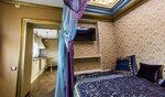 Люкс "Восточный" в Hostel & Lux Victoria