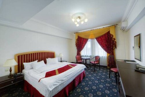 Бизнес в Moscow Holiday Hotel