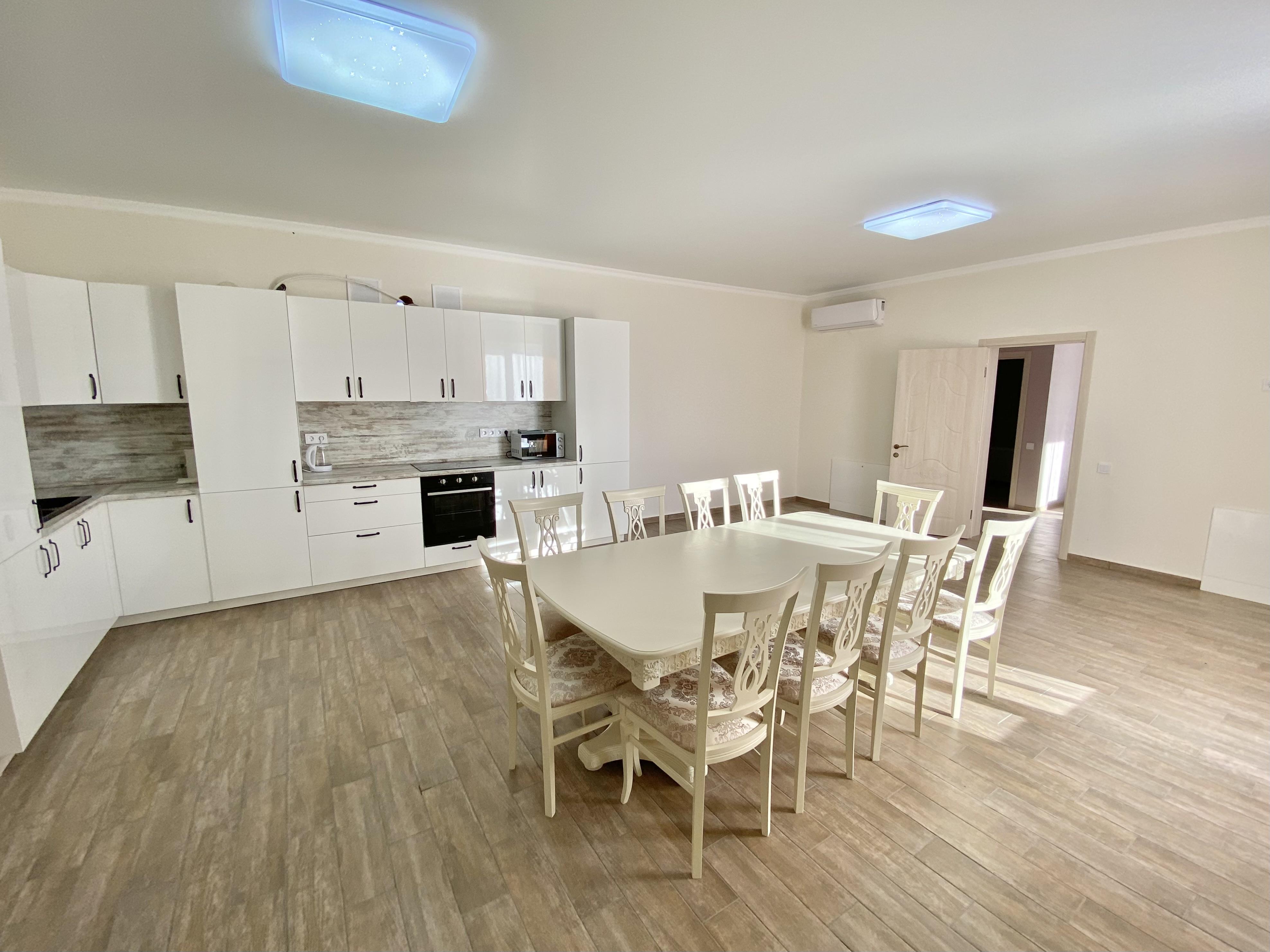 Коттедж "Зеленый" 4+2