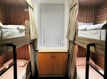 Beige - Нижнее спальное место в общей комнате для мужчин и женщин (6 капсул) в Mariel