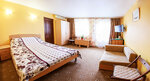 Стандартный двухместный номер с балконом с двуспальной кроватью и доп. местом в Изумрудный