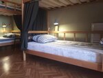 Кровать в общем 8ми местном номере в Дар