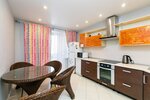 Жилая комната с раздельными кроватями  в 3-х комнатных апартаментах,  общим санузлом и кухней Ш10-24 (3) в Какаду