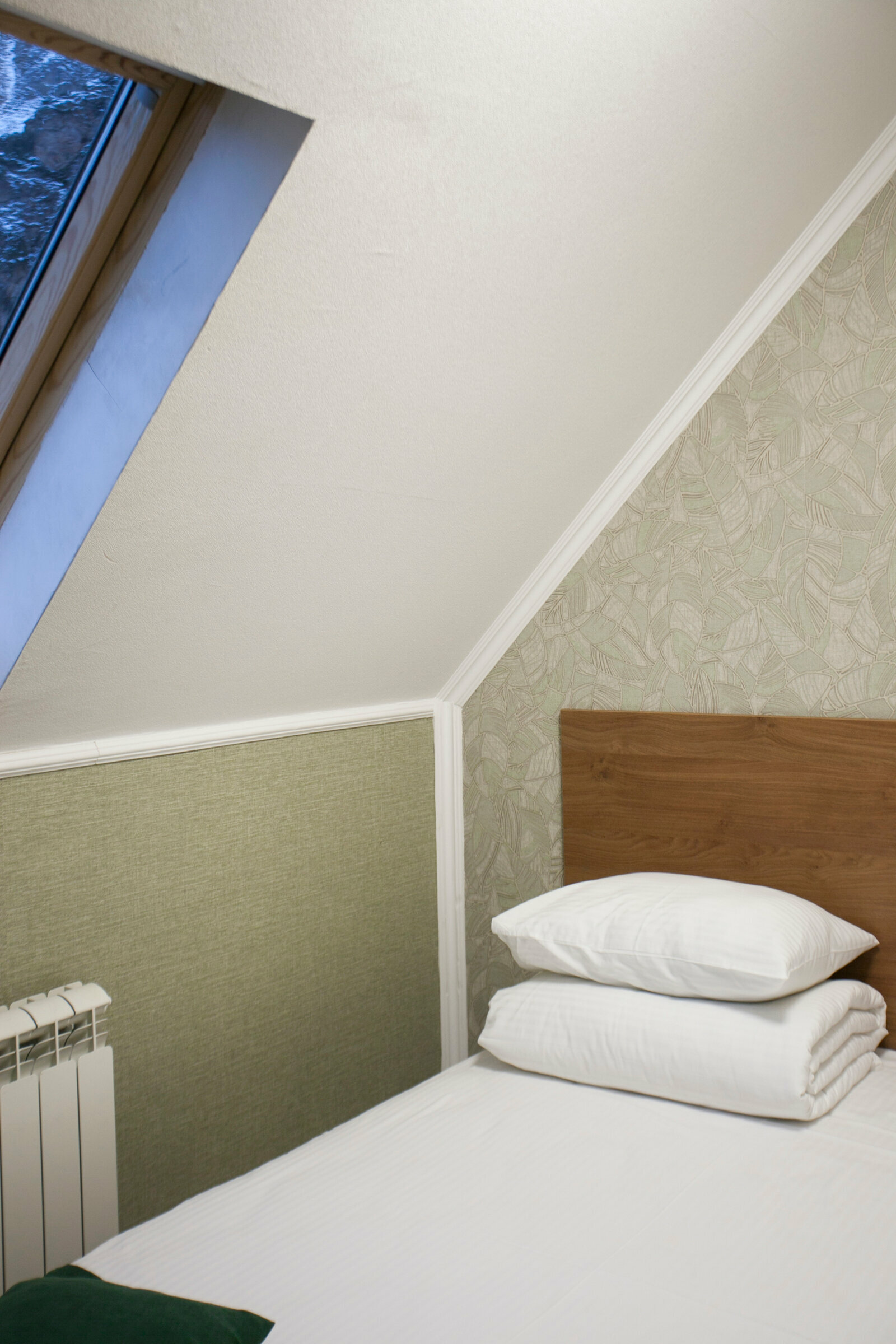 Cемейный номер с собственной ванной комнатой