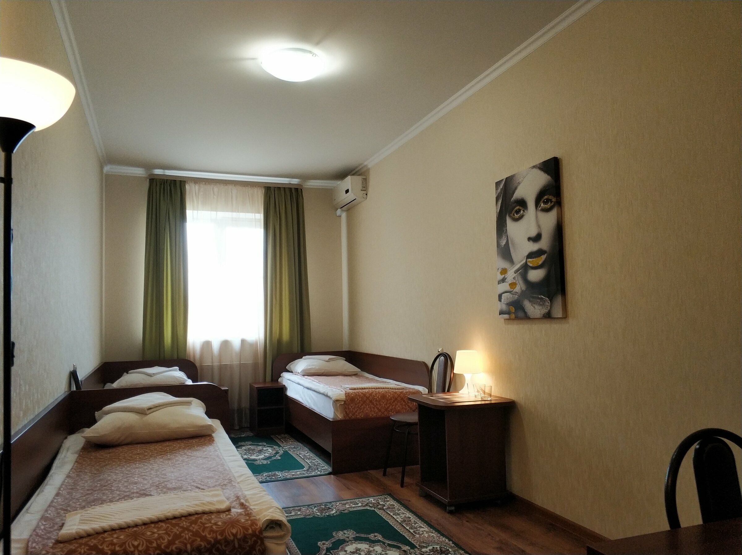 Бюджетный трехместный номер