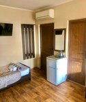 Стандартный трехместный номер в Наш дом