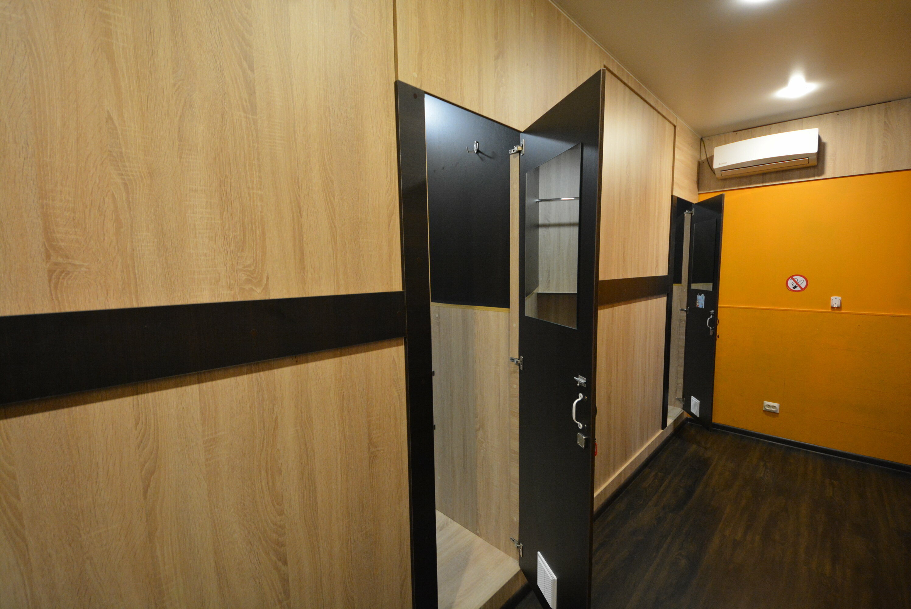 Двухместная ярусная капсула  с двухспальной кроватью 140 см