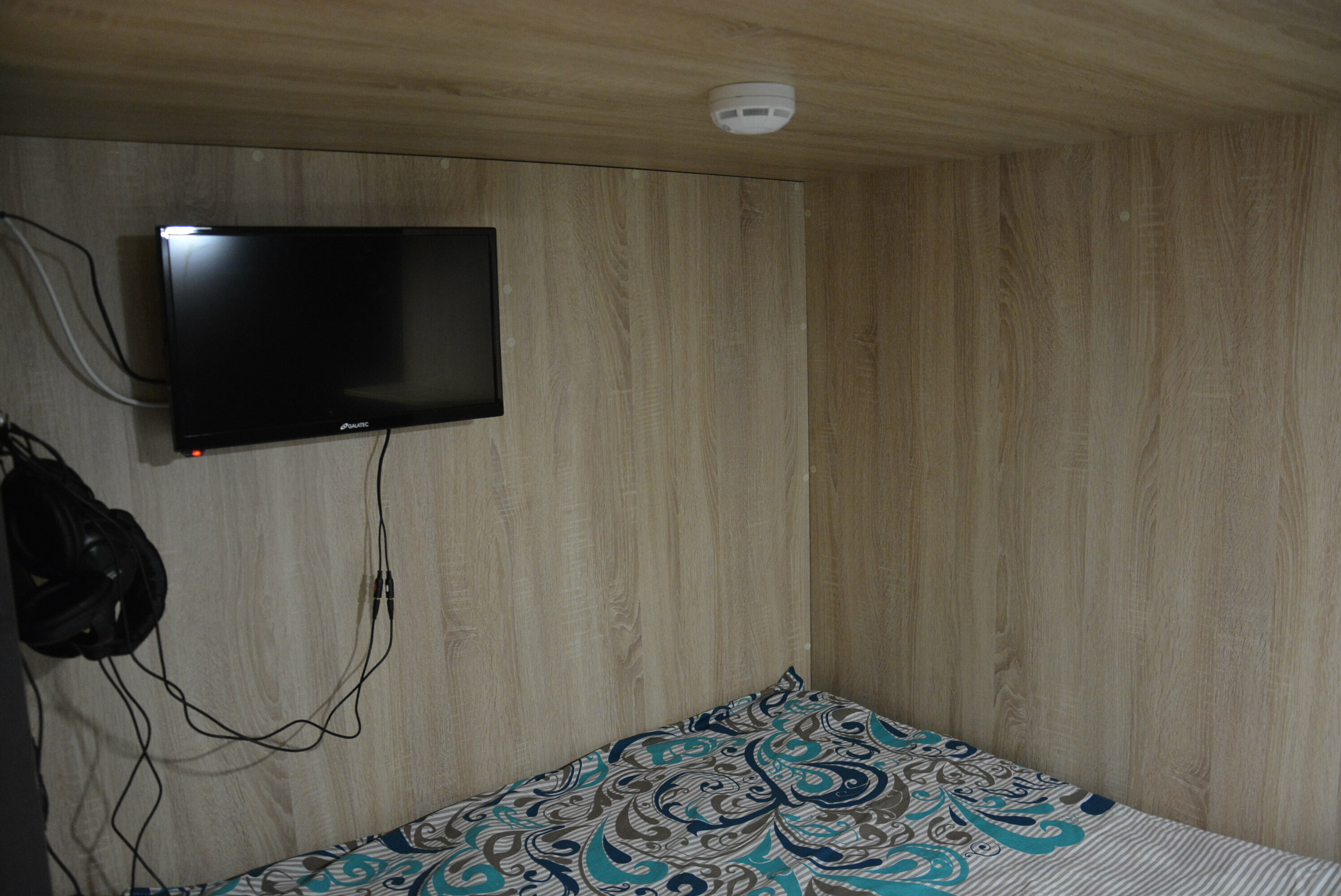 Двухместная ярусная капсула  с двухспальной кроватью 140 см