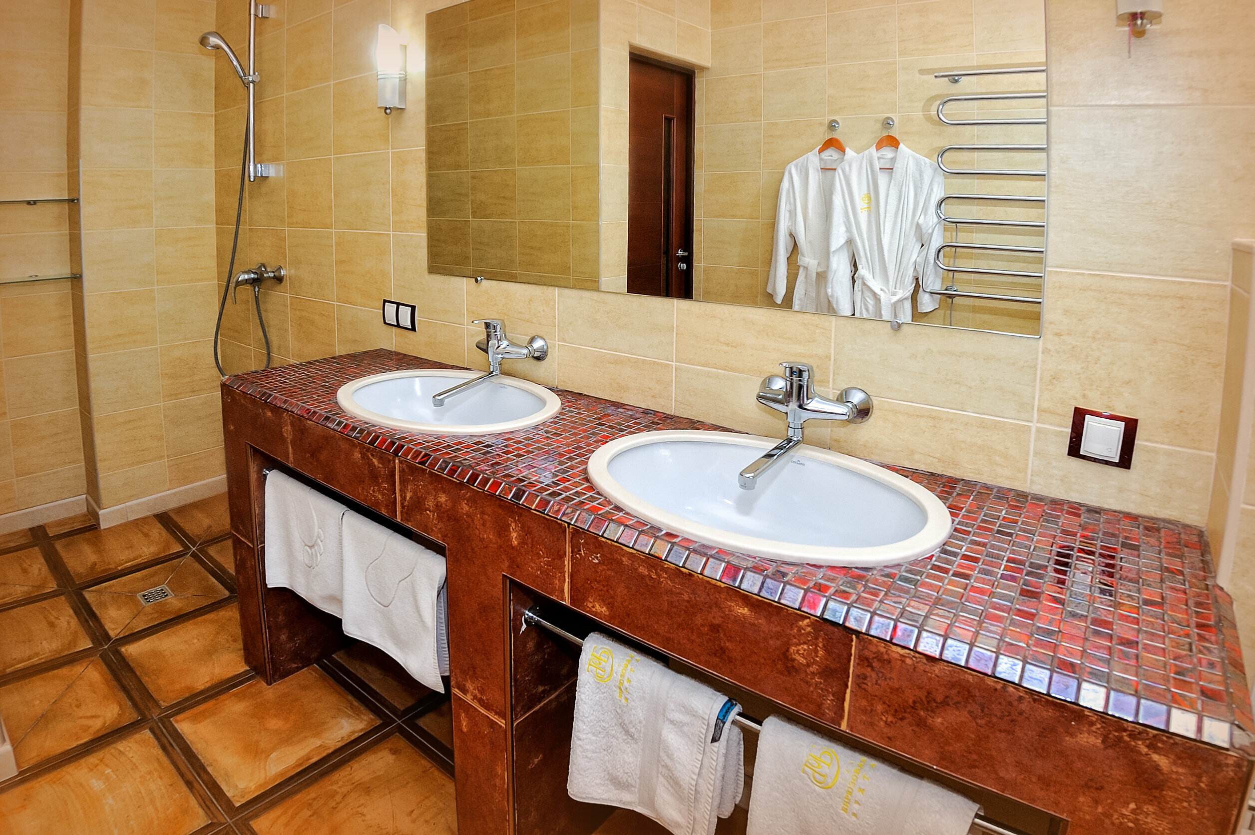 Четырехместный номер с видом на сад