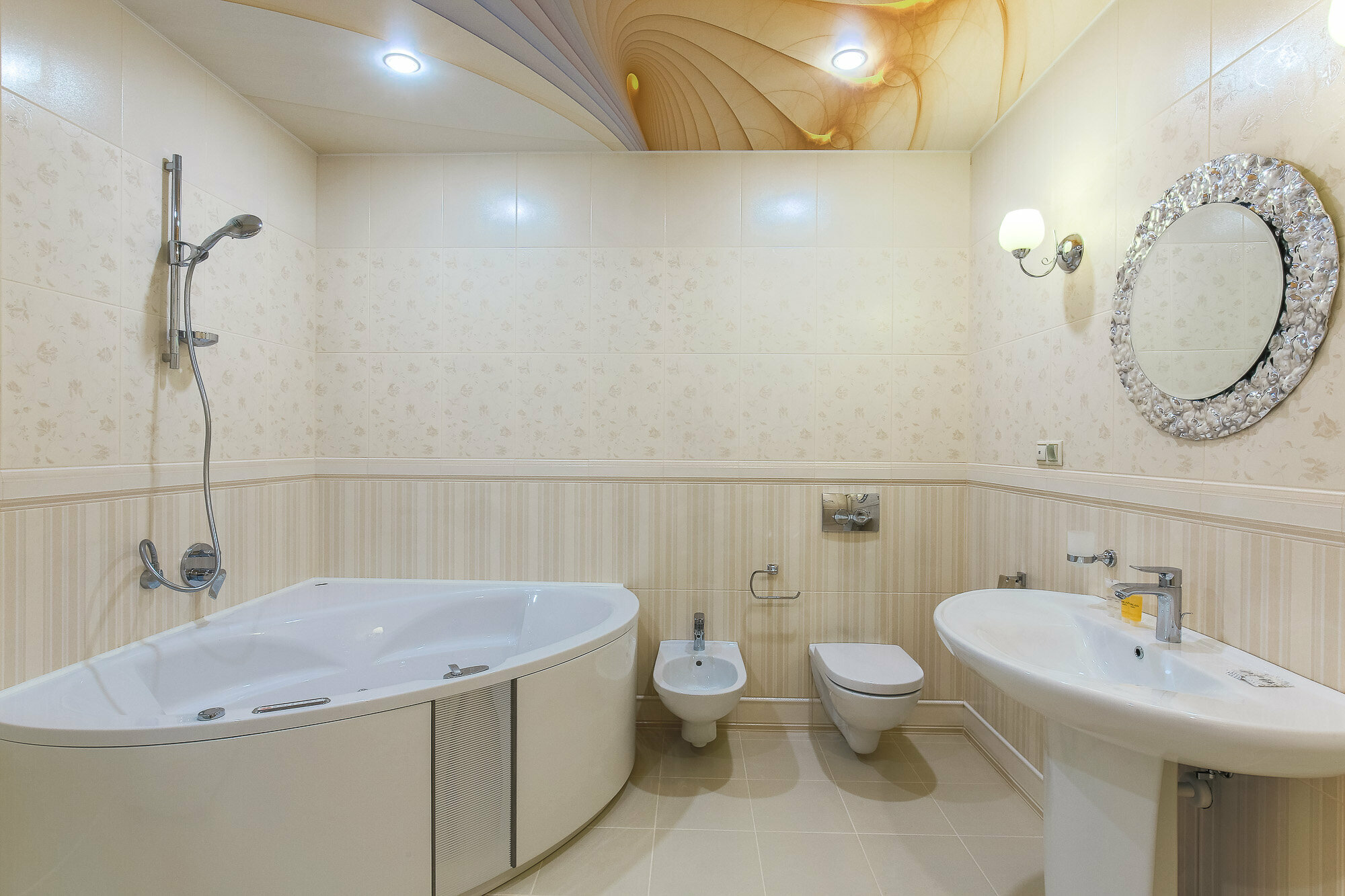 Люкс с кроватью размера «king-size»