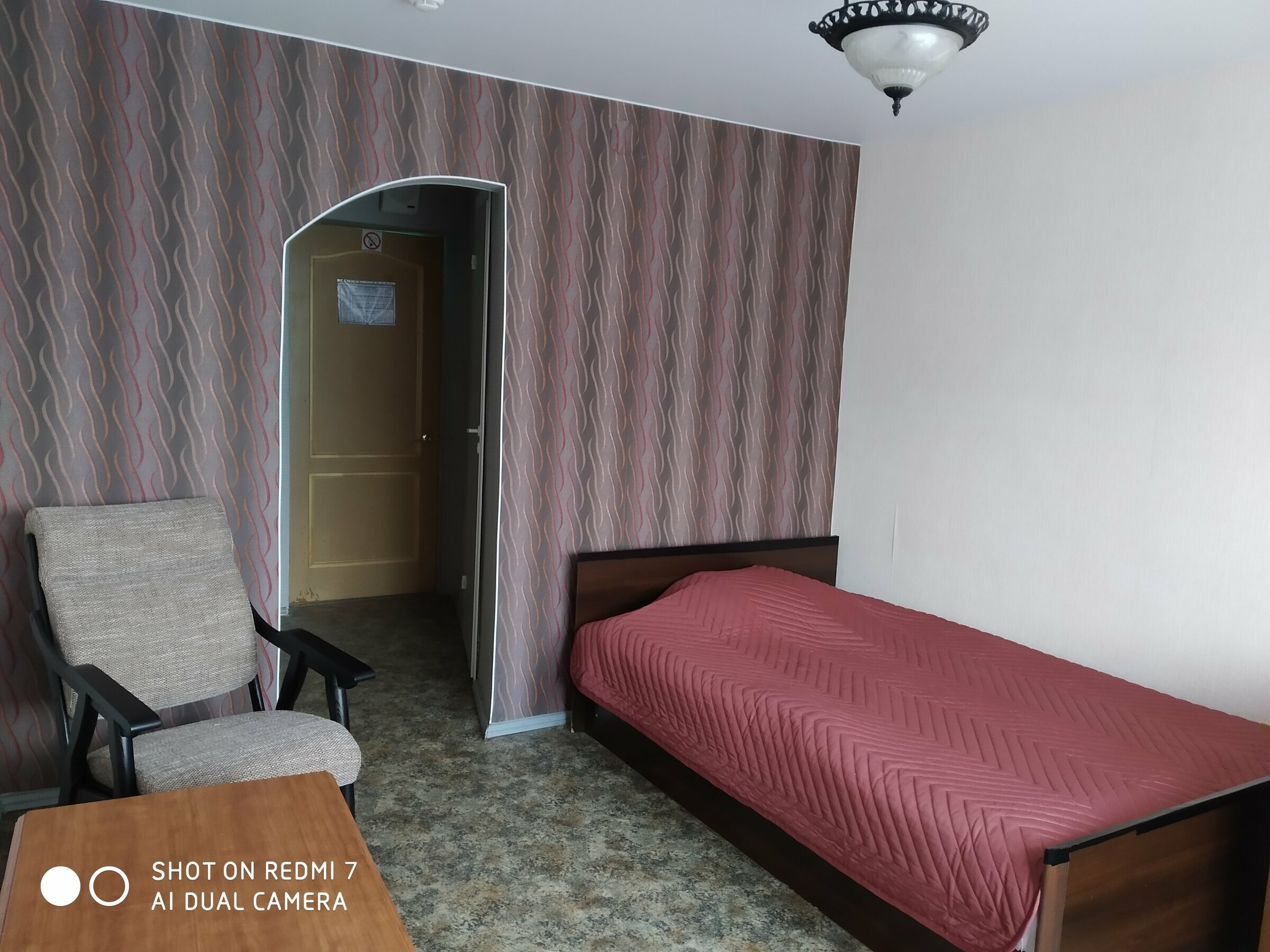 Одноместный номер с общей ванной комнатой