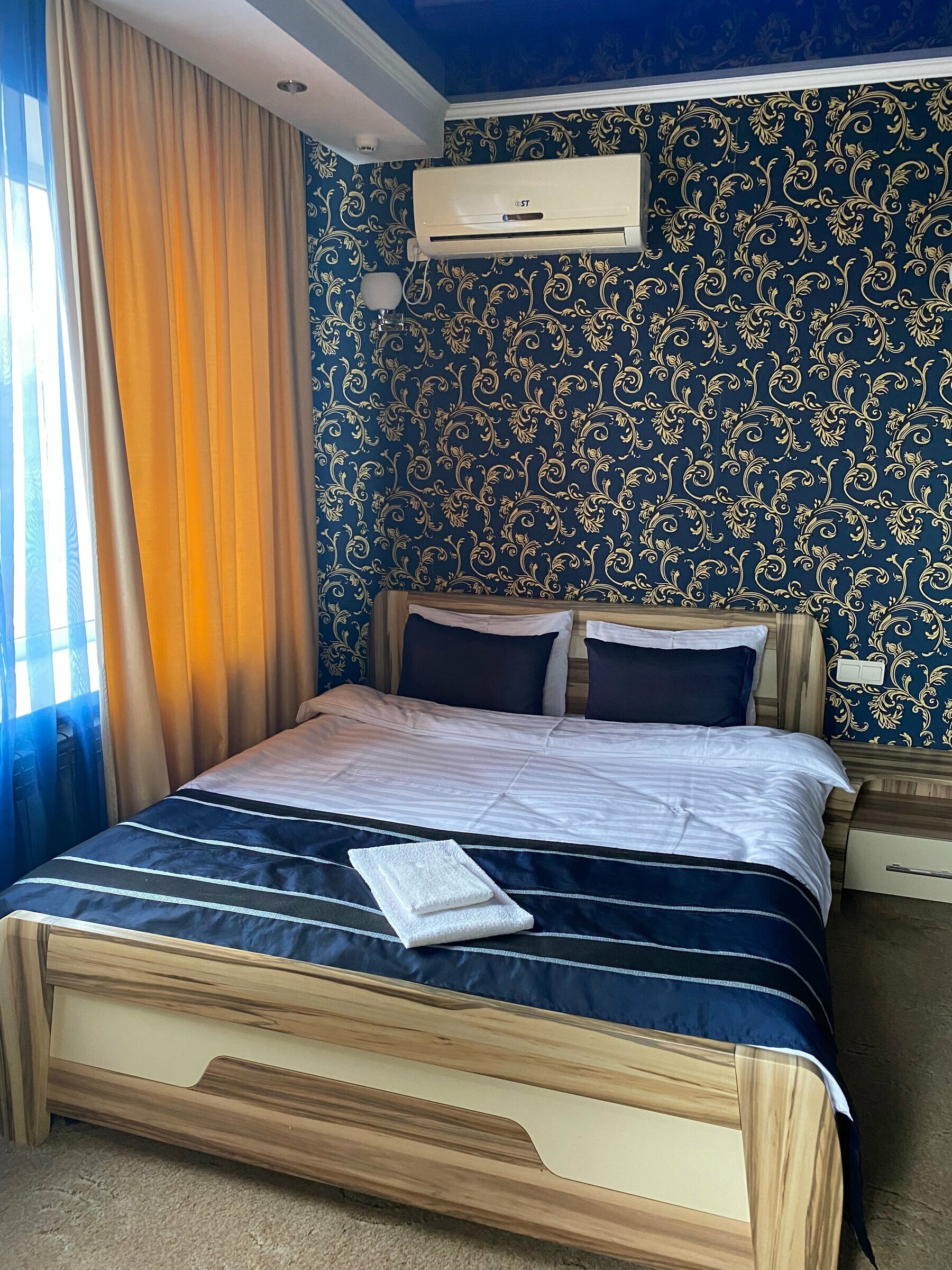 Люкс с балконом