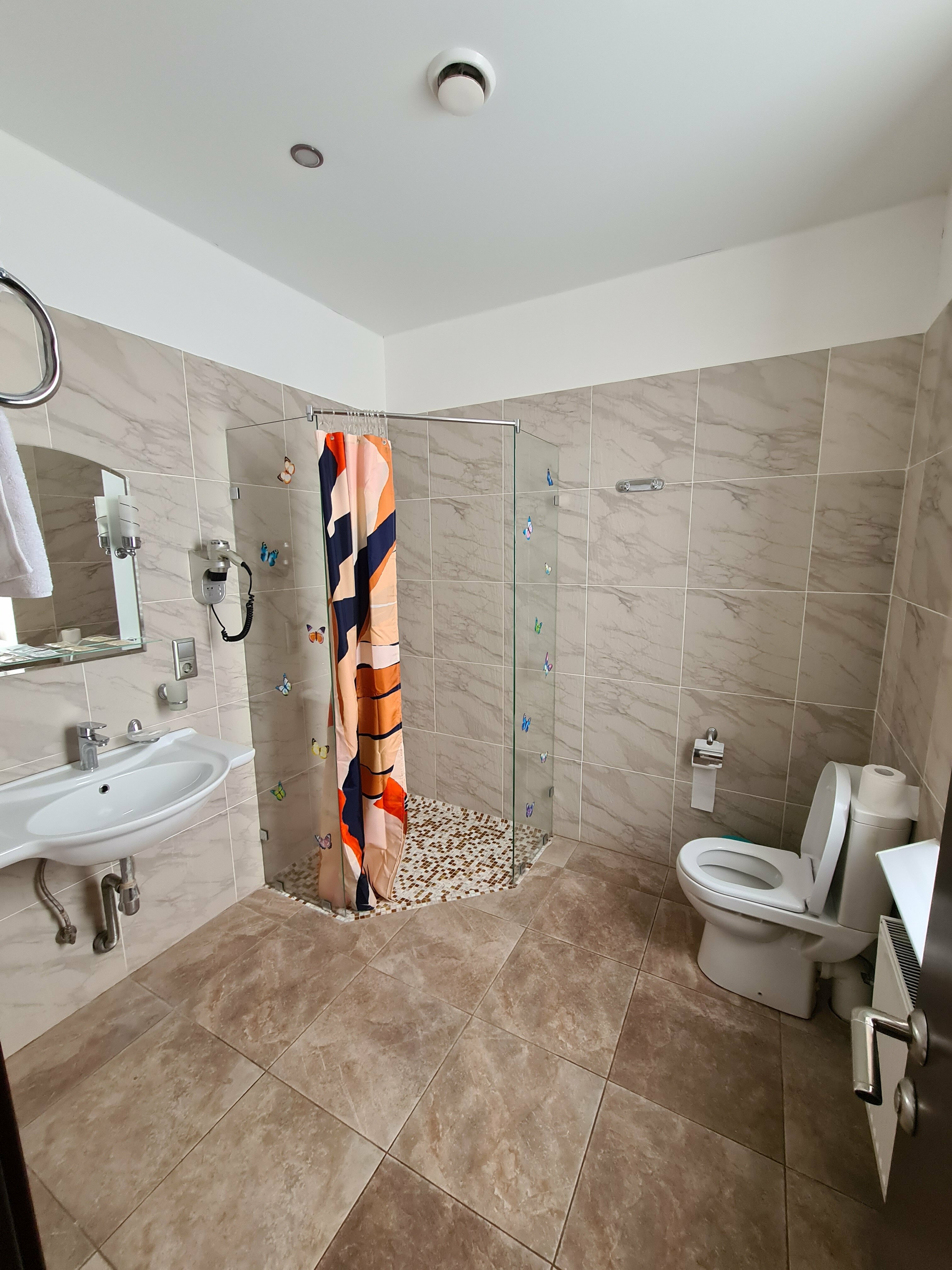 Улучшенный номер с кроватью размера «king-size» или 2 отдельными кроватями