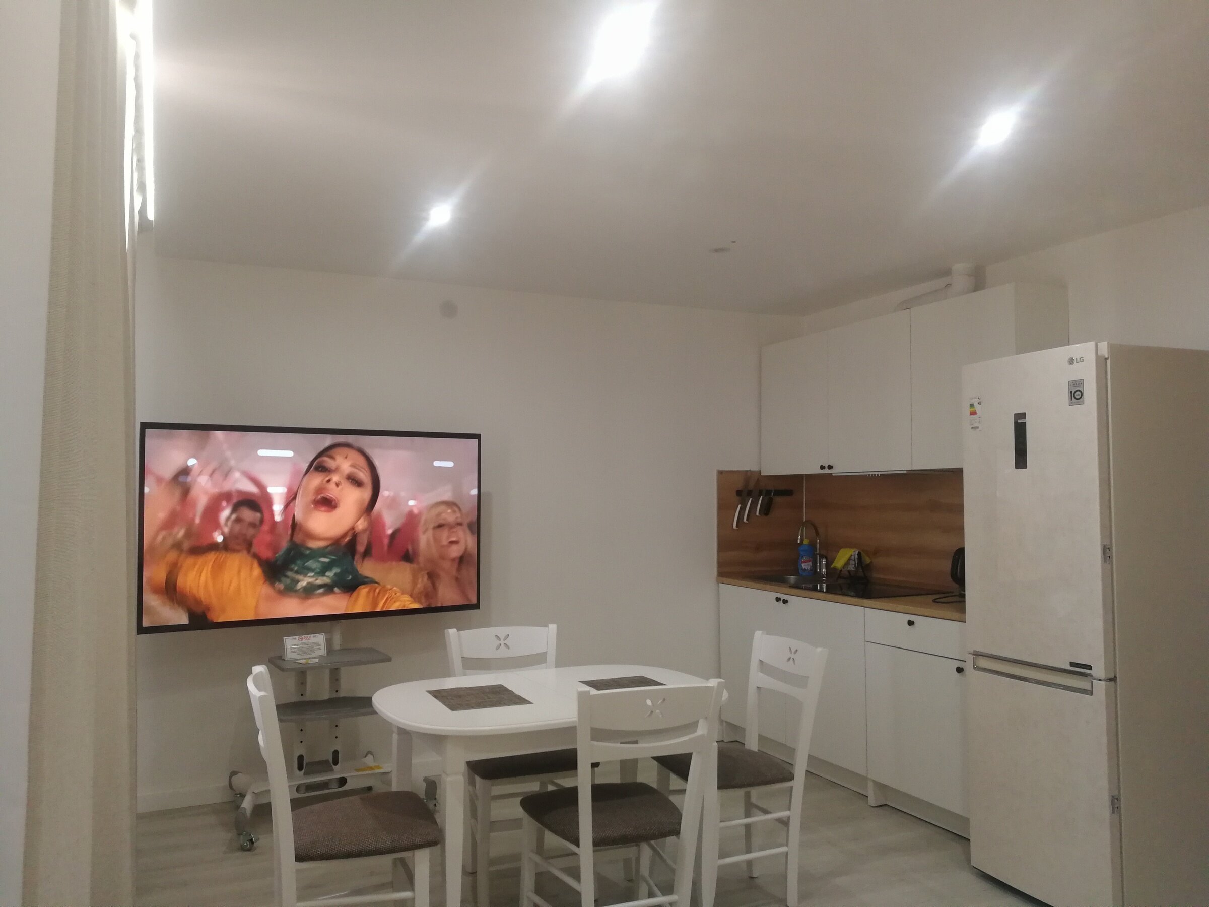 Номер-студия Делюкс