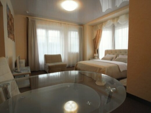 Двухместная комната "Комфорт" с двуспальной кроватью и террасой